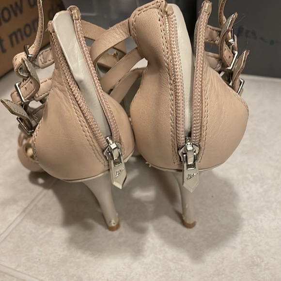 Well loved Fergie Heels. Sz. 8.5 - Picture 2 of 6